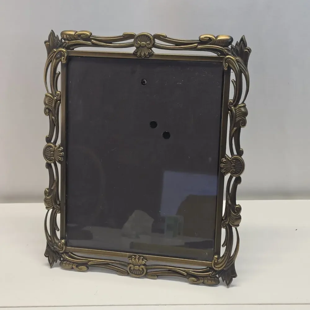 Vintage Art Nouveau Style Picture Frame 10x8